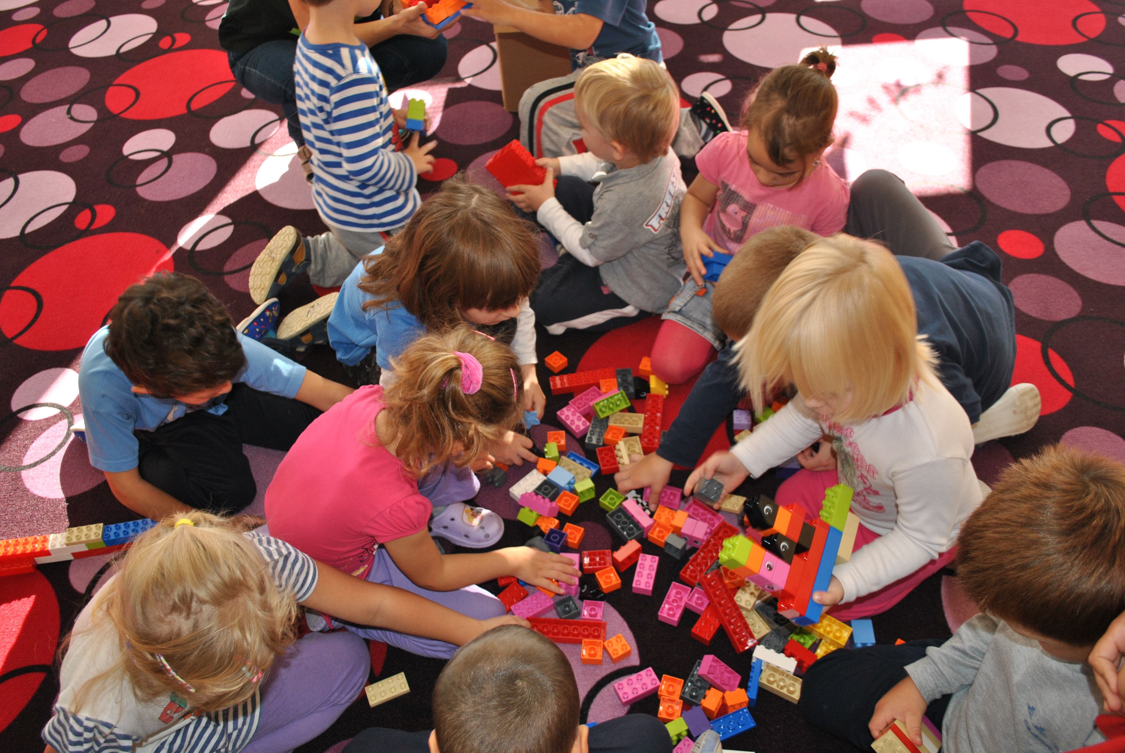 Starosta dnes navštívil mateřskou školu v Žežické ulici - d__ti_lego
