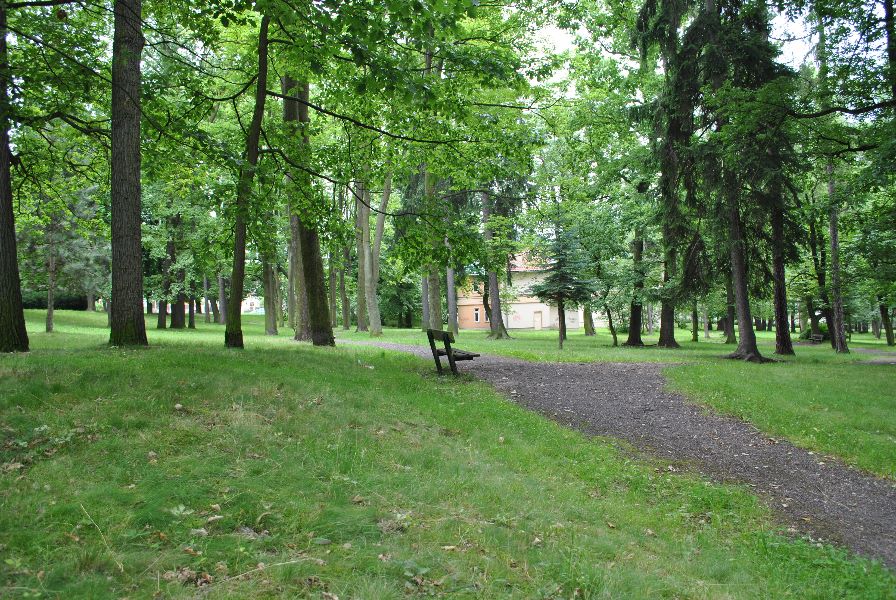 V rámci čtvrté etapy se zítra začne v Příbrami revitalizovat zeleň, dojde i na kácení - park_St__elovna_2