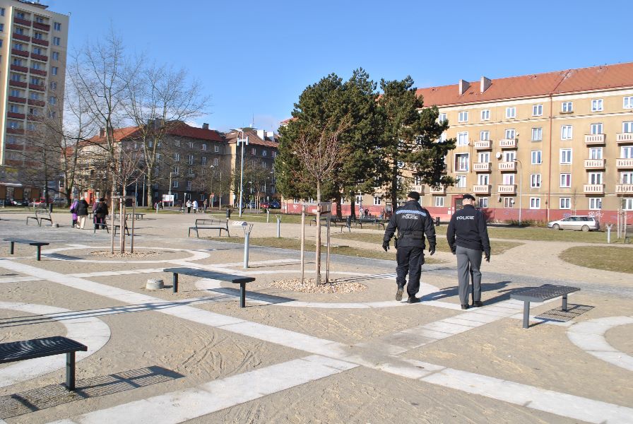 Příbram obnovila společné policejní hlídky, vidět jsou také policisté se psy - 1