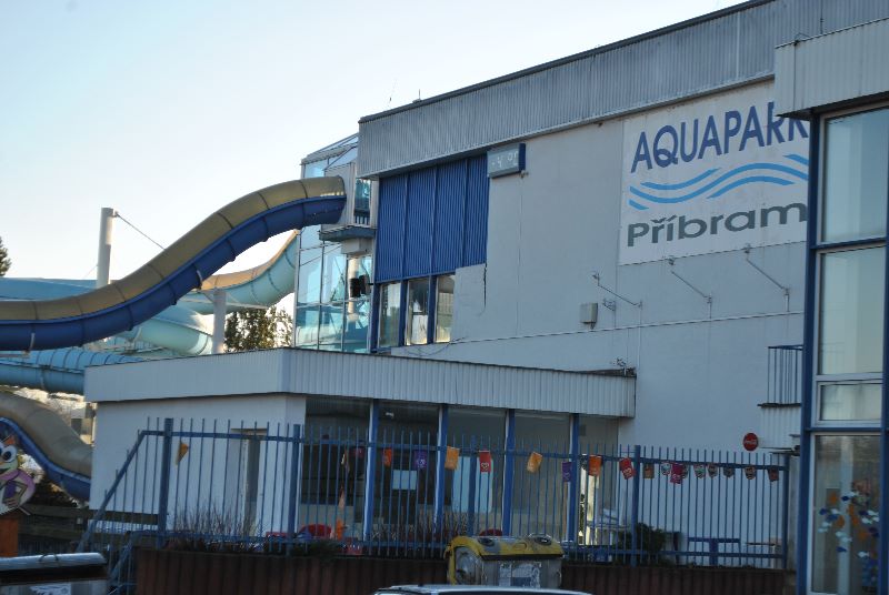 Příbram chce zateplit aquapark, rekonstrukcí projdou také obě ledové plochy - 123