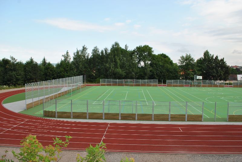 Hřiště při základních školách budou o prázdninách veřejnosti přístupná - 1
