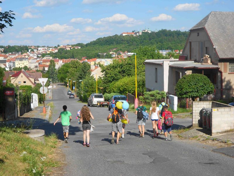 Letní škola Česko-Ruské společnosti uspořádala první směnu studentů - P__ibram