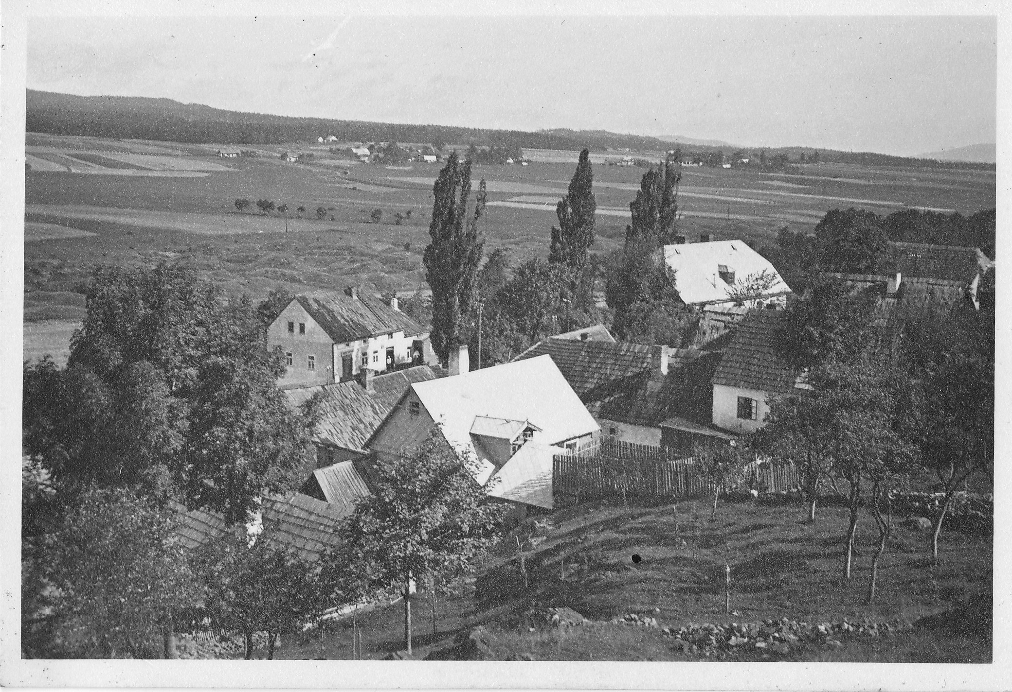 V Lesoparku Litavka byla otevřena nová naučná stezka - Vys%20Pec-Jamky-Lazec-1932