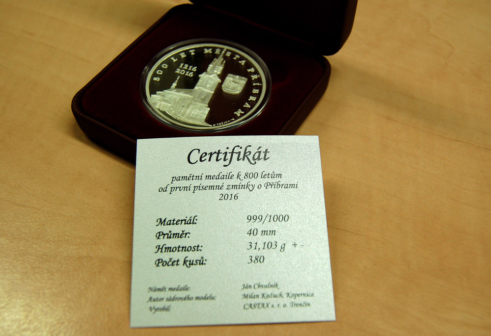 Medaile jsou hotové - 01%20%2837%29