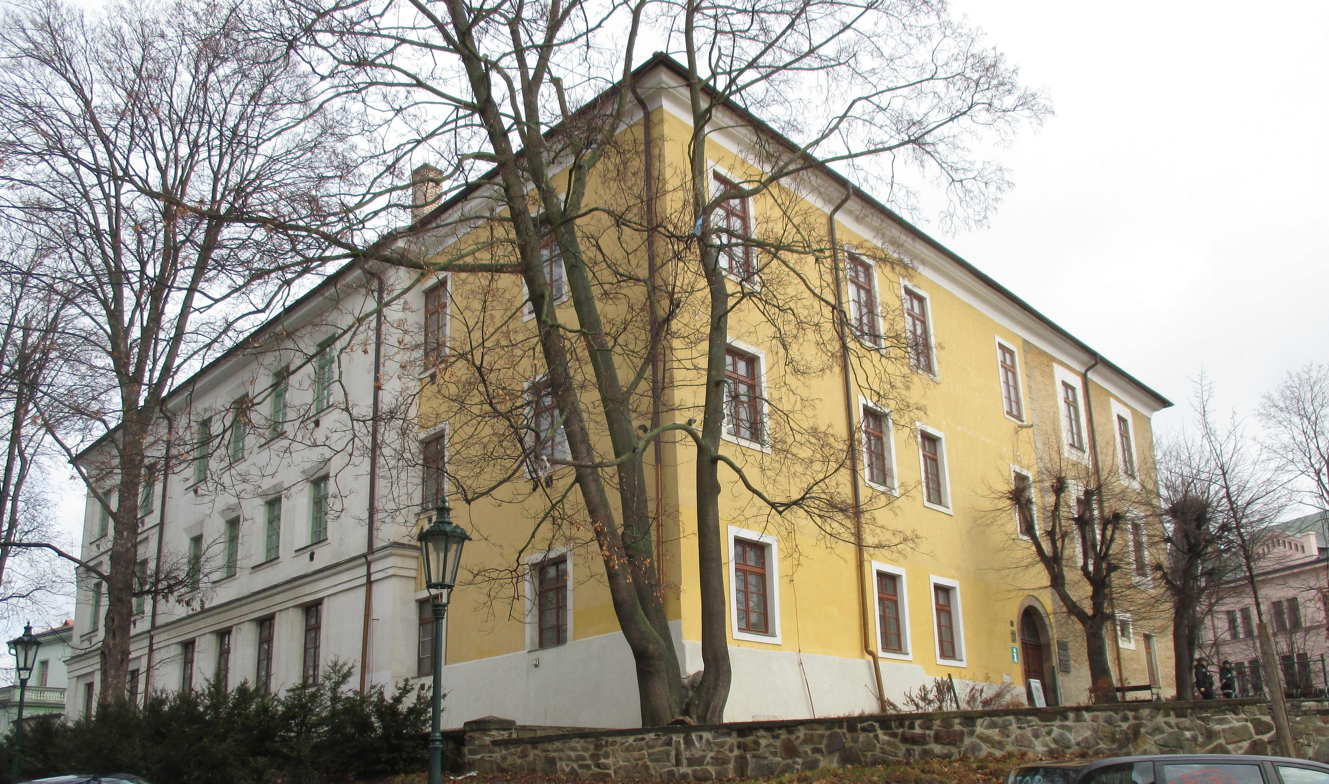 Pohled na budovu Zámečku