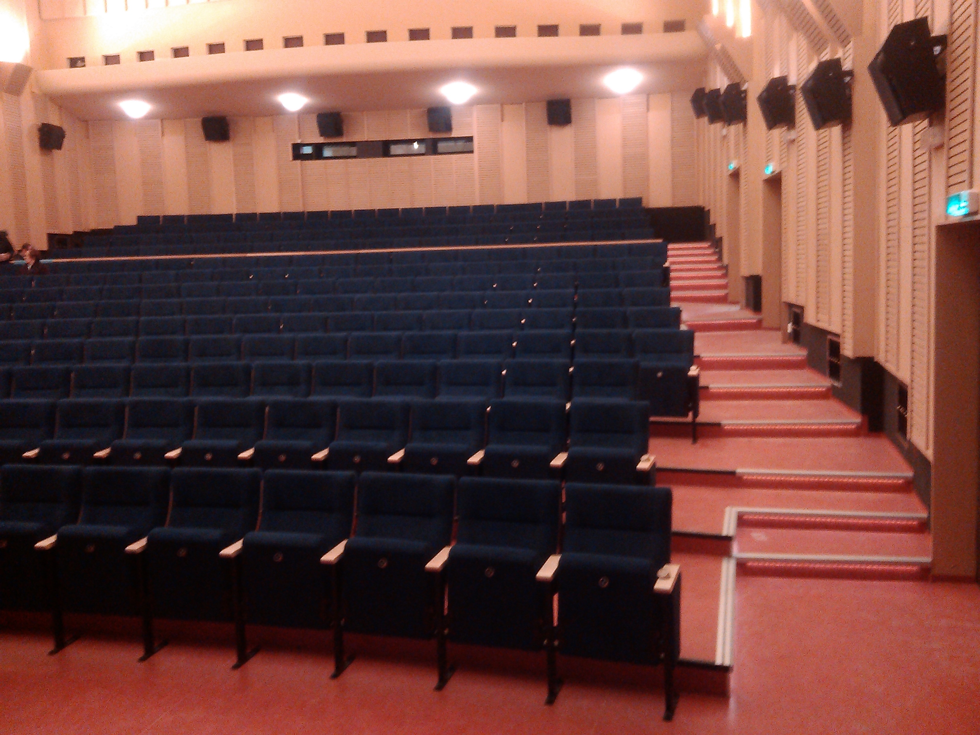 kino sedačky