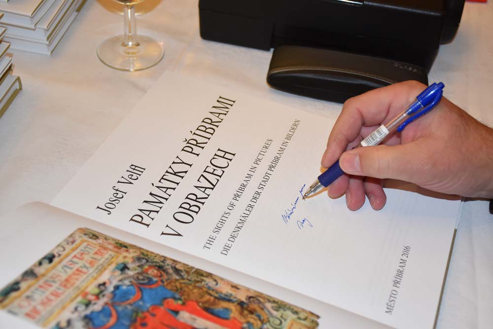 Památky Příbrami v obrazech - 02%20kniha%20Velfl