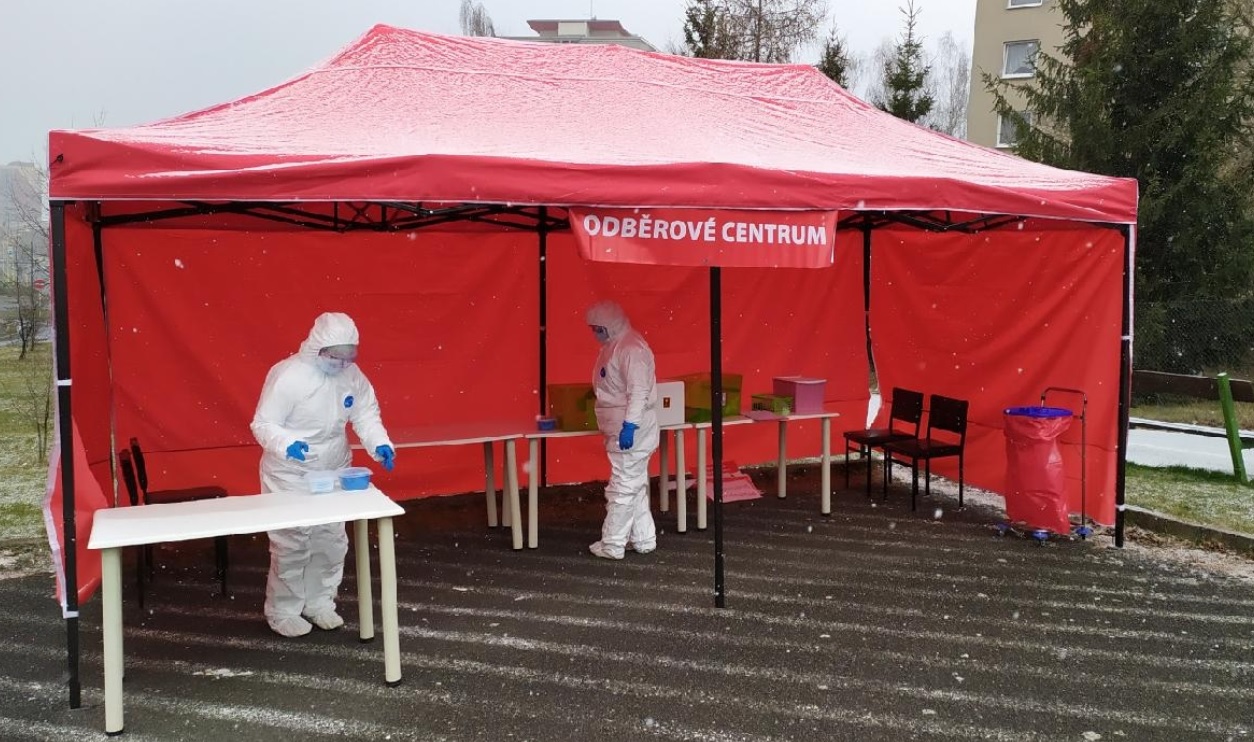 Nemocnice otevřela odběrové centrum - odberove_misto_Zdabor
