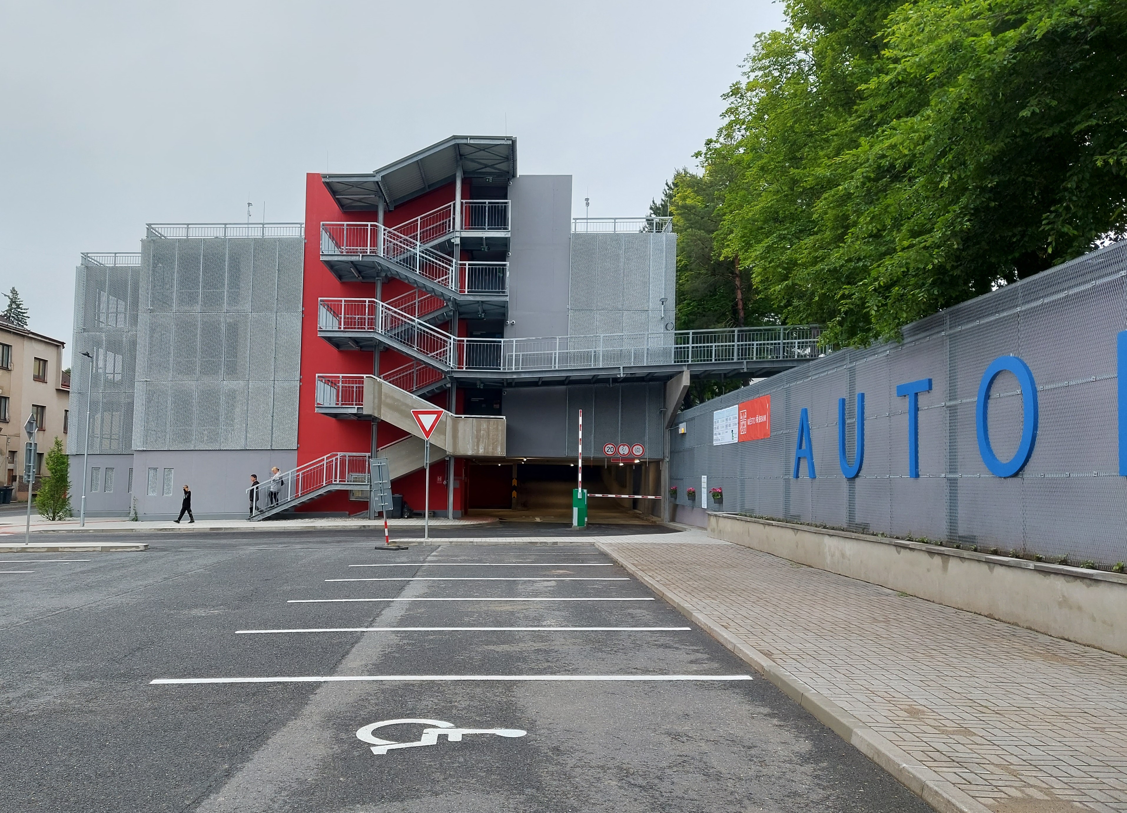parkovací dům