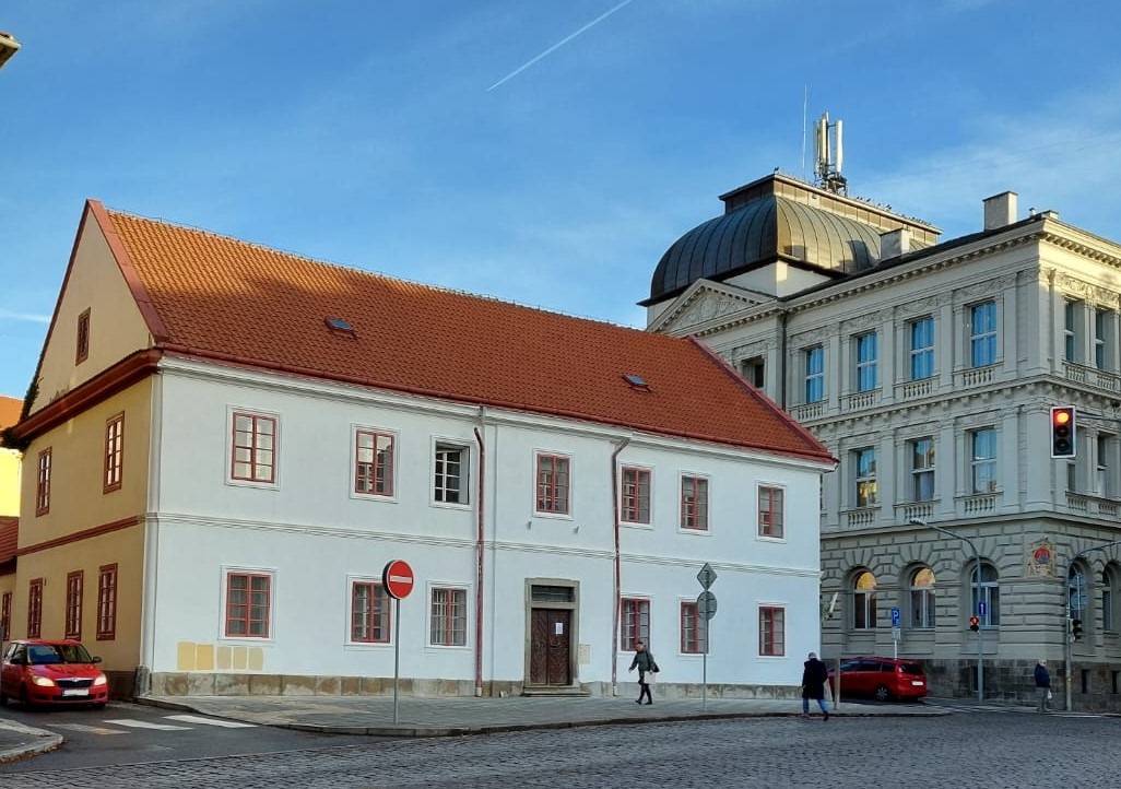 Oprava fasády bude dokončena na jaře - 241220