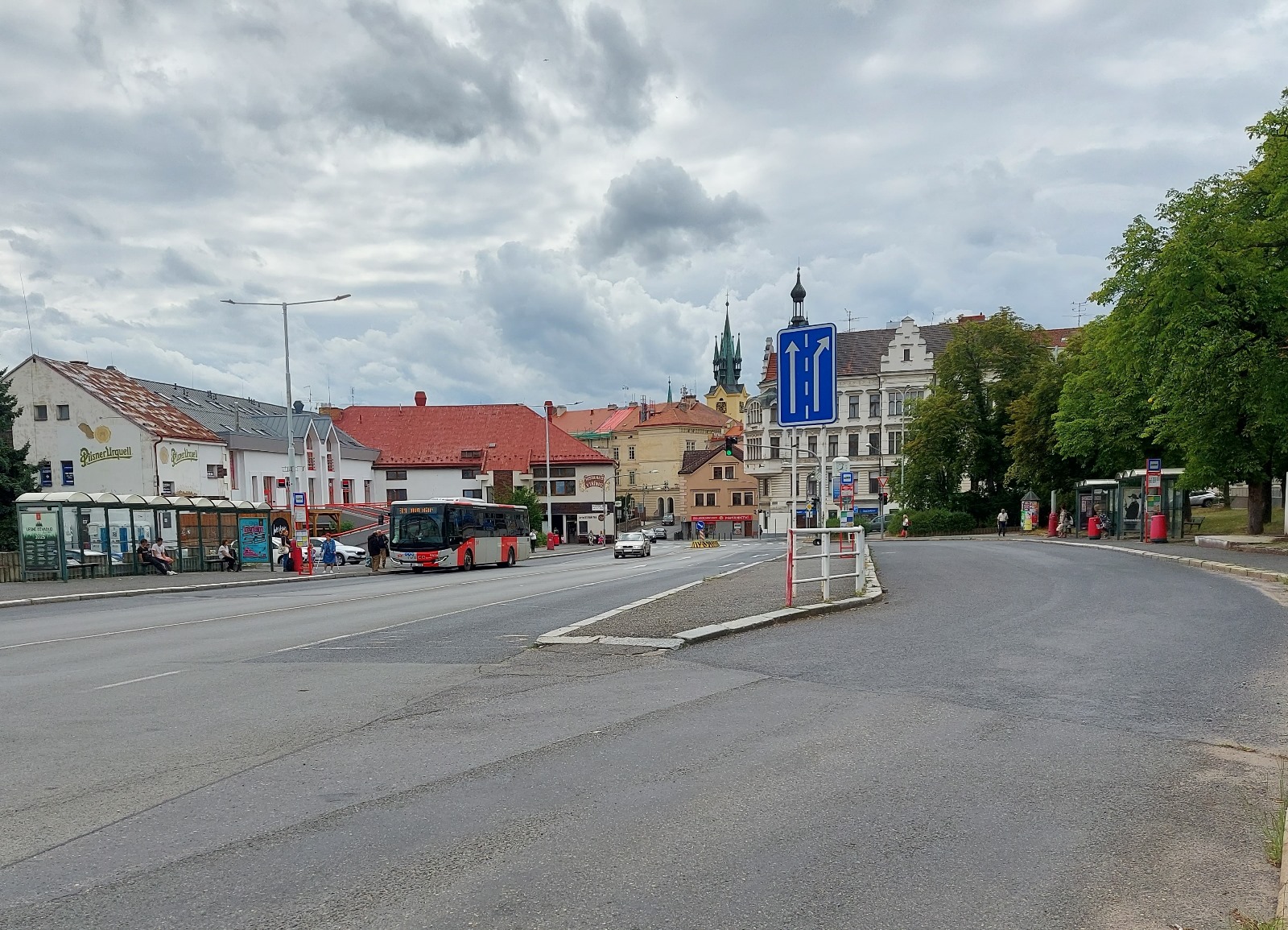 Jiráskovy sady - zastávky